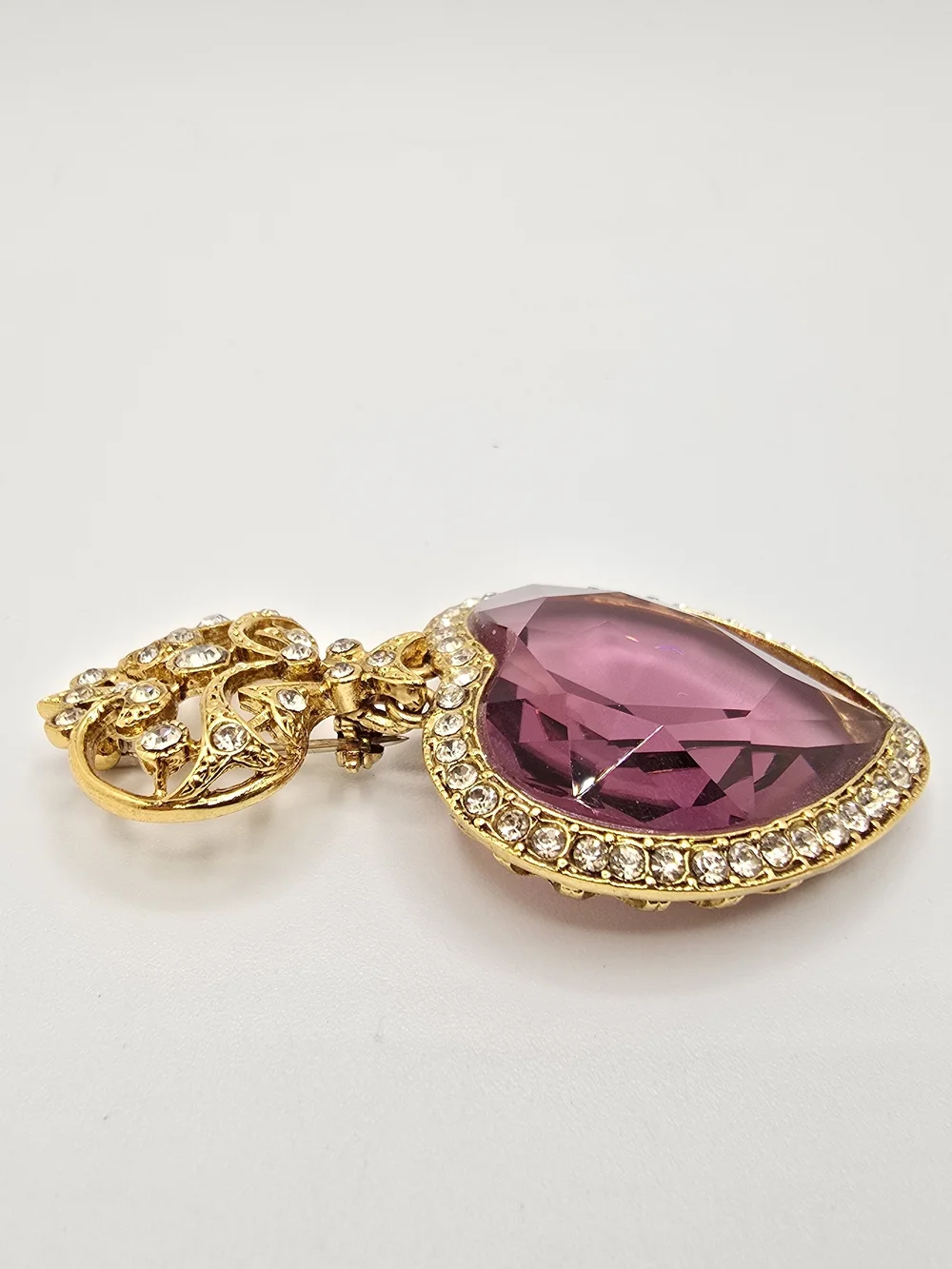 Vintage Purple Crystal Heart Brooch Rhinestone Gold Tone Articulated 2.25
